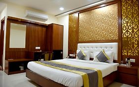 Hotel Simran Pride, Raipur