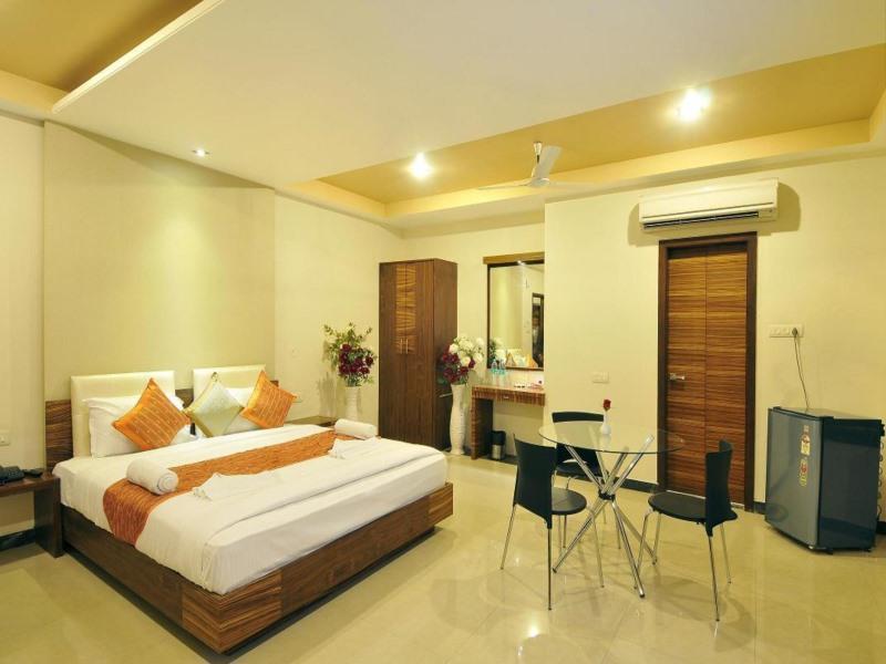 Hotel Simran Pride, Raipur Exterior photo