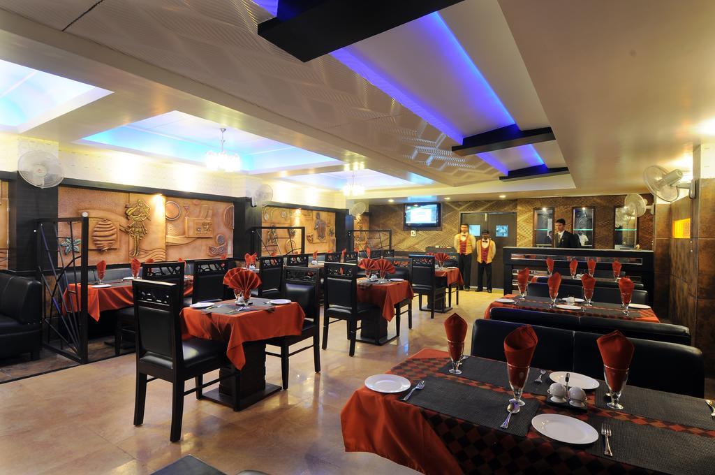 Hotel Simran Pride, Raipur Exterior photo